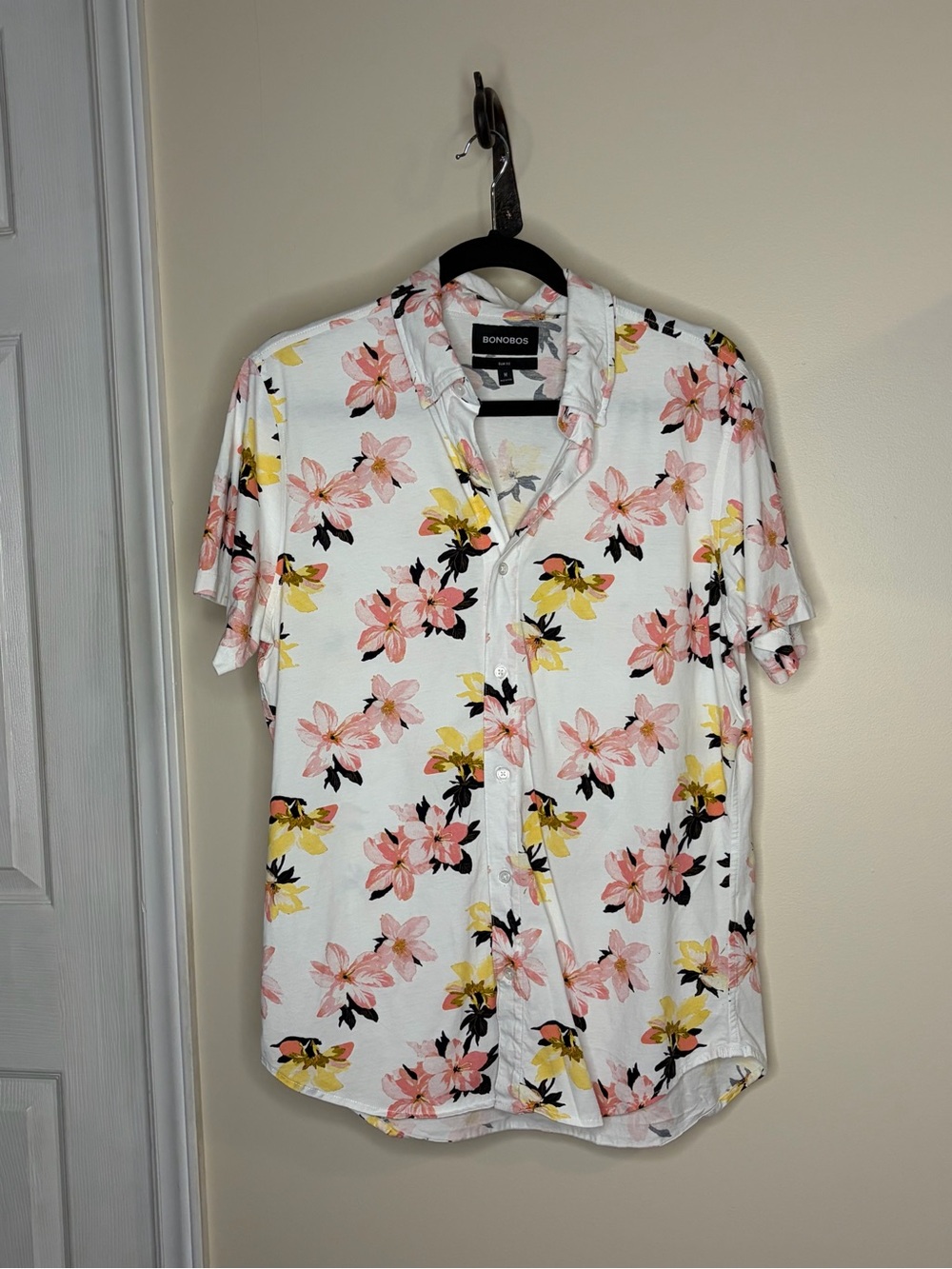 Bonobos White Short-Sleeve Button-Down with Pink & Yellow Floral Print #1076 - Picture 2 of 7